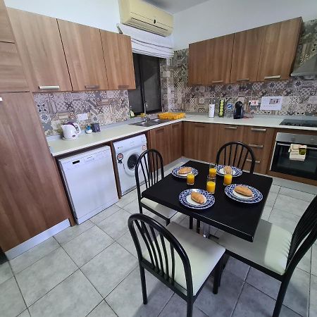 Spacious Seafront Apt Next To Sliema-Valeta Ferry 外观 照片