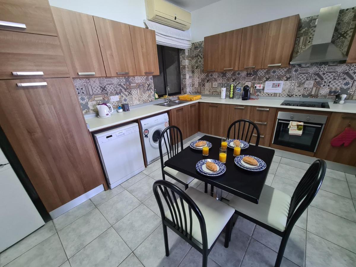 Spacious Seafront Apt Next To Sliema-Valeta Ferry 外观 照片